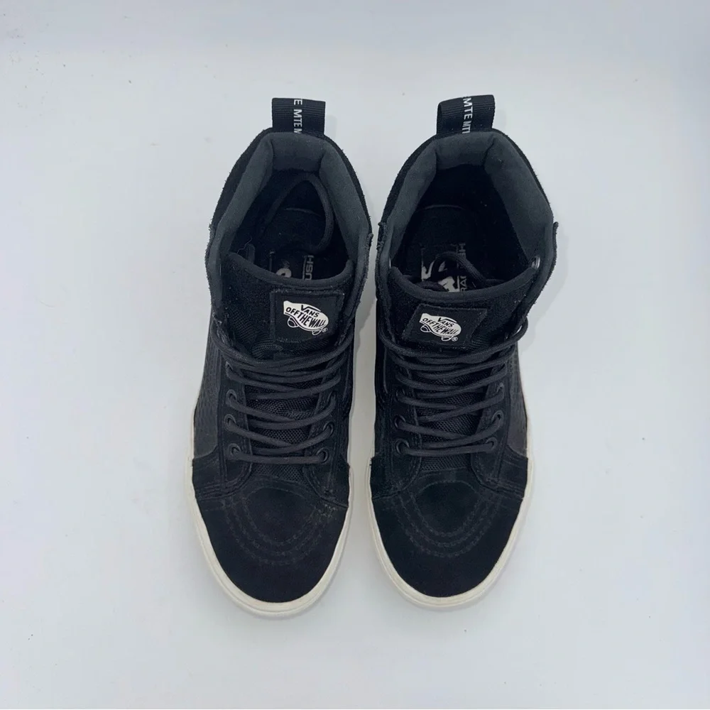 Vans men’s SK8 -Hi 46 winterized weather resistant skates black shoes M-6.5/ W-8